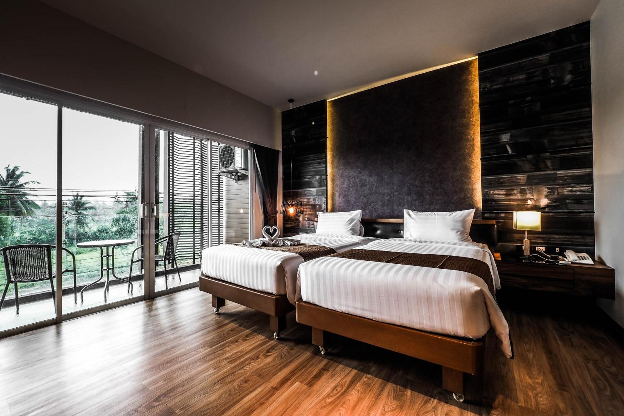 The Glory Gold Hotel Khao Lak Exterior photo